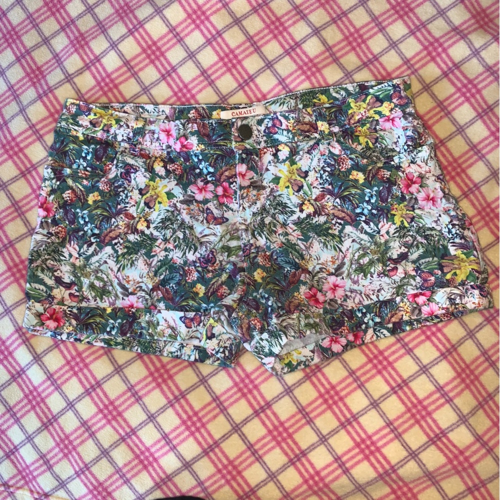 Camaieu • Floral Women's Shorts